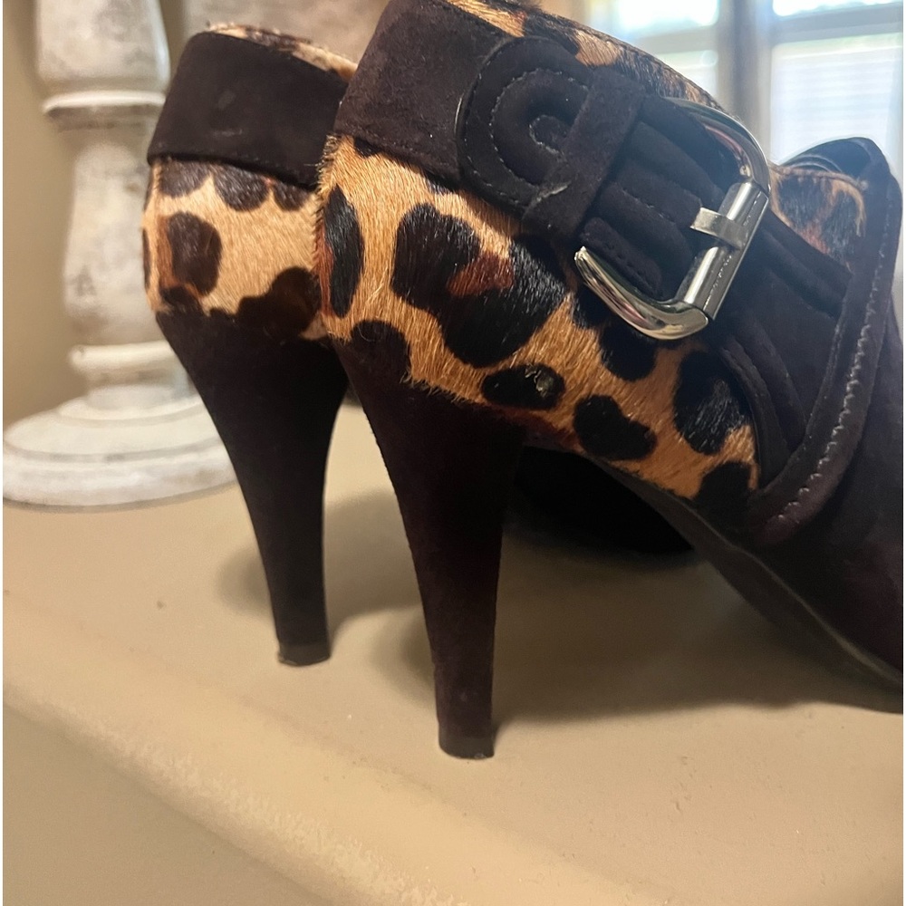 Antonio Melani brown leopard print bootie. - Picture 5 of 14
